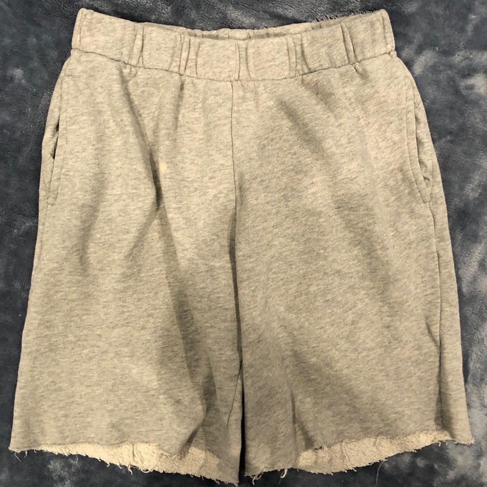 Rosa Sweatshorts 🦋